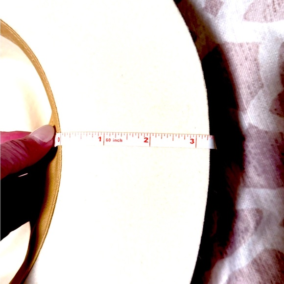 Custom made hat. HOST PICK 🌟🌟🌟 - Picture 7 of 7